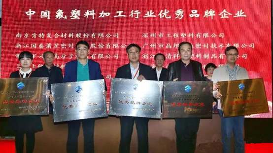 1541057465987321.png blob.png